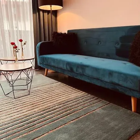 Seeglueck Seeblau - Moderne Maisonette-wohnung Mit Balkon Und Parkplatz In Seenaehe In Konstanz-dingels-dorf