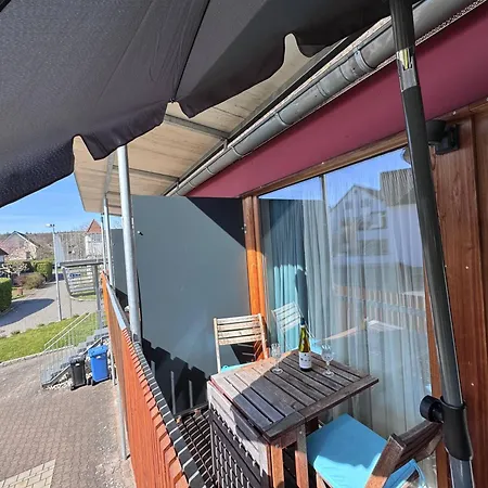 Seeglueck Seeblau - Moderne Maisonette-wohnung Mit Balkon Und Parkplatz In Seenaehe In Konstanz-dingels-dorf *