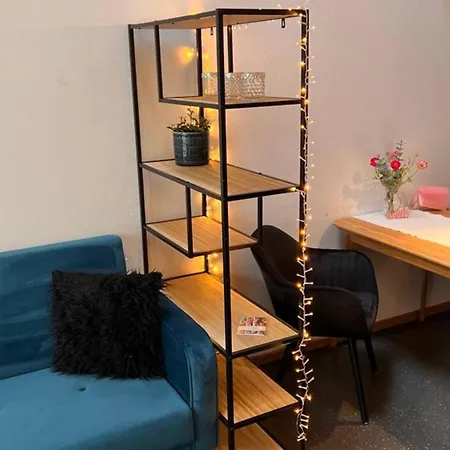 Seeglueck Seeblau - Moderne Maisonette-wohnung Mit Balkon Und Parkplatz In Seenaehe In Konstanz-dingels-dorf Apartamento
