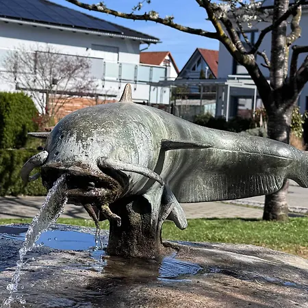 Seeglueck Seeblau - Moderne Maisonette-wohnung Mit Balkon Und Parkplatz In Seenaehe In Konstanz-dingels-dorf 康斯坦茨