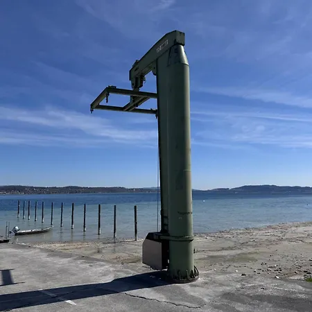 Seeglueck Seeblau - Moderne Maisonette-wohnung Mit Balkon Und Parkplatz In Seenaehe In Konstanz-dingels-dorf Apartamento