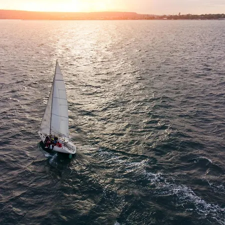 Seeglueck Seeblau - Moderne Maisonette-wohnung Mit Balkon Und Parkplatz In Seenaehe In Konstanz-dingels-dorf *