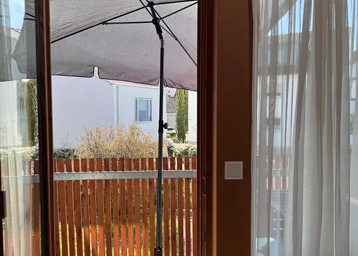 Seeglueck Seeblau - Moderne Maisonette-wohnung Mit Balkon Und Parkplatz In Seenaehe In Konstanz-dingels-dorf 公寓 康斯坦茨