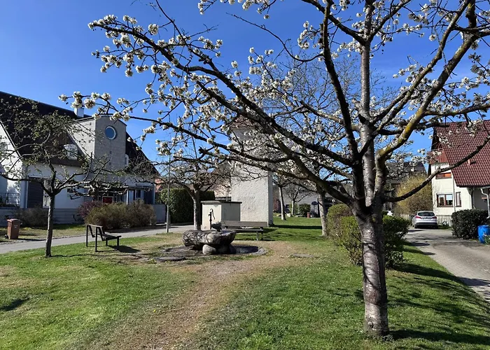 Seeglueck Seeblau - Moderne Maisonette-wohnung Mit Balkon Und Parkplatz In Seenaehe In Konstanz-dingels-dorf