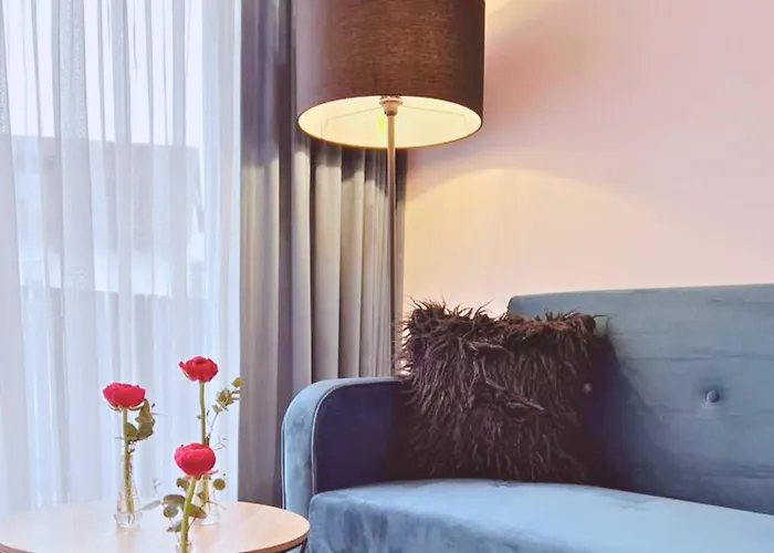 Seeglueck Seeblau - Moderne Maisonette-wohnung Mit Balkon Und Parkplatz In Seenaehe In Konstanz-dingels-dorf * Costanza